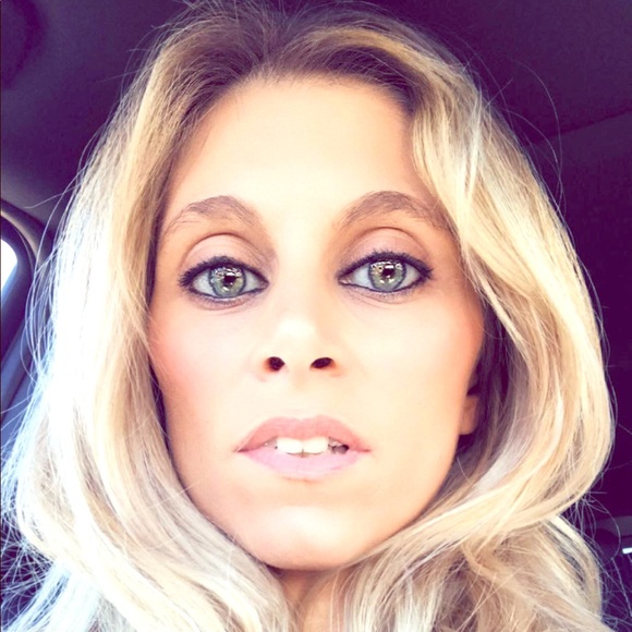 Meet your Posher, Jessy - Picture 1 of 1